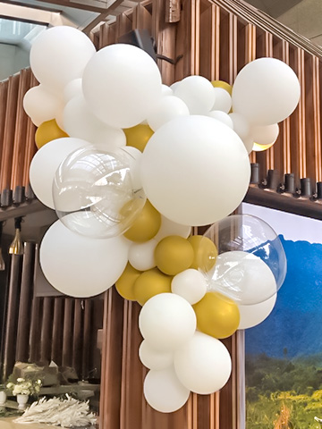💍非常漂亮的户外婚礼💎现场气球布置💑